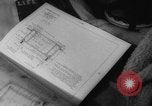 Standbild Familie fallout shelter Design Thomasville Georgia USA, 1960, aus Sekunde 9 historischem Filmmaterial Videoclip 65675055783