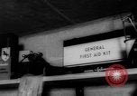 Standbild Familie fallout shelter Design Thomasville Georgia USA, 1960, aus Sekunde 34 historischem Filmmaterial Videoclip 65675055783