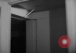 Immagine di Fallout shelter in casa Denver Colorado USA, 1959, secondo 9 filmato di repertorio 65675055801