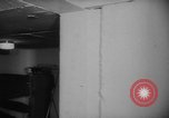 Immagine di Fallout shelter in casa Denver Colorado USA, 1959, secondo 11 filmato di repertorio 65675055801