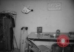 Immagine di Fallout shelter in casa Denver Colorado USA, 1959, secondo 25 filmato di repertorio 65675055801