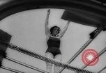 Immagine di I ginnasti dimostrare Bad Kissingen Germania, 1959, secondo 21 filmato di repertorio 65675055802