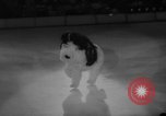 Standbild Ice Capades Atlantic City New Jersey USA, 1959, aus Sekunde 44 historischem Filmmaterial Videoclip 65675055803