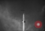 Standbild Rakete gestartet die auf den Mond Sowjetunion, 1959, aus Sekunde 17 historischem Filmmaterial Videoclip 65675055804