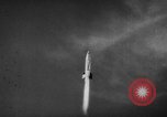 Standbild Rakete gestartet die auf den Mond Sowjetunion, 1959, aus Sekunde 18 historischem Filmmaterial Videoclip 65675055804