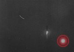 Standbild Rakete gestartet die auf den Mond Sowjetunion, 1959, aus Sekunde 40 historischem Filmmaterial Videoclip 65675055804