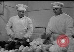 Standbild Armee cook Moskau Russland Sowjetunion, 1961, aus Sekunde 33 historischem Filmmaterial Videoclip 65675055814