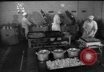 Standbild Armee cook Moskau Russland Sowjetunion, 1961, aus Sekunde 48 historischem Filmmaterial Videoclip 65675055814