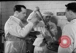 Standbild Armee cook Moskau Russland Sowjetunion, 1961, aus Sekunde 55 historischem Filmmaterial Videoclip 65675055814