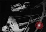 Image travaillant dans l'espace la Russie, 1955, de la seconde 48 séquences d'archives historiques vidéo 65675055822