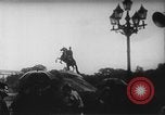 Immagine di Gli astronauti sulla luna La Russia, 1955, secondo 15 filmato di repertorio 65675055825
