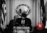 Immagine di Ufficiali dare la parola Washington DC USA, 1963, secondo 6 filmato di repertorio 65675055827