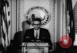 Immagine di Ufficiali dare la parola Washington DC USA, 1963, secondo 9 filmato di repertorio 65675055827