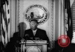 Immagine di Ufficiali dare la parola Washington DC USA, 1963, secondo 18 filmato di repertorio 65675055827