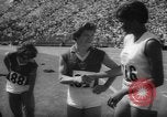 Immagine di La via e il campo di soddisfare United States USA, 1962, secondo 29 filmato di repertorio 65675055832
