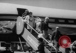 Standbild europäischen Flüchtlinge Algerien, 1962, aus Sekunde 48 historischem Filmmaterial Videoclip 65675055838