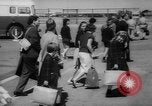 Standbild europäischen Flüchtlinge Algerien, 1962, aus Sekunde 55 historischem Filmmaterial Videoclip 65675055838