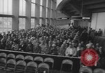 Immagine di Display ufficiale delle merci Oregon United States USA, 1962, secondo 22 filmato di repertorio 65675055840