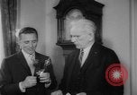 Image Kirk Douglas Washington DC USA, 1962, de la seconde 28 séquences d'archives historiques vidéo 65675055846