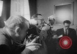Image Kirk Douglas Washington DC USA, 1962, de la seconde 29 séquences d'archives historiques vidéo 65675055846