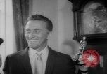 Image Kirk Douglas Washington DC USA, 1962, de la seconde 34 séquences d'archives historiques vidéo 65675055846