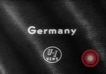 Image allemand parrot nom de Wilhelm Hambourg Allemagne, 1962, de la seconde 1 séquences d'archives historiques vidéo 65675055847