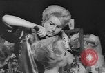 Image Coiffure Contest Hongrie, 1962, de la seconde 11 séquences d'archives historiques vidéo 65675055848