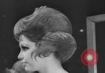 Image Coiffure Contest Hongrie, 1962, de la seconde 25 séquences d'archives historiques vidéo 65675055848