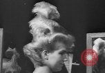 Image Coiffure Contest Hongrie, 1962, de la seconde 59 séquences d'archives historiques vidéo 65675055848