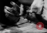 Immagine di Dito wrestling Germania, 1962, secondo 9 filmato di repertorio 65675055849