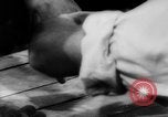 Immagine di Dito wrestling Germania, 1962, secondo 11 filmato di repertorio 65675055849