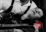 Immagine di Dito wrestling Germania, 1962, secondo 16 filmato di repertorio 65675055849