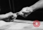 Immagine di Dito wrestling Germania, 1962, secondo 25 filmato di repertorio 65675055849