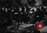 Image cérémonie de mariage Predappio Italie, 1962, de la seconde 6 séquences d'archives historiques vidéo 65675055870