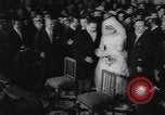 Image cérémonie de mariage Predappio Italie, 1962, de la seconde 24 séquences d'archives historiques vidéo 65675055870