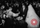 Image cérémonie de mariage Predappio Italie, 1962, de la seconde 38 séquences d'archives historiques vidéo 65675055870