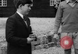 Standbild Prince Charles Scotland Vereinigtes Königreich, 1962, aus Sekunde 33 historischem Filmmaterial Videoclip 65675055874