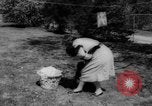 Standbild Frau Bernard Gallagher Washington DC USA, 1962, aus Sekunde 37 historischem Filmmaterial Videoclip 65675055877