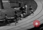 Immagine di Pista coperta campo e soddisfare California United States USA, 1962, secondo 46 filmato di repertorio 65675055885