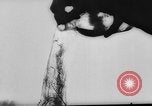 Immagine di Mona Lisa dipinti New York City USA, 1963, secondo 46 filmato di repertorio 65675055908