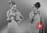 Image défilé Paris France, 1963, de la seconde 46 séquences d'archives historiques vidéo 65675055909