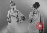 Image défilé Paris France, 1963, de la seconde 49 séquences d'archives historiques vidéo 65675055909