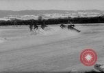 Image Courses automobiles sur Frozen Lake Eibsee Allemagne, 1963, de la seconde 21 séquences d'archives historiques vidéo 65675055910
