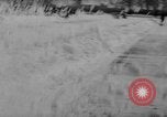 Image Courses automobiles sur Frozen Lake Eibsee Allemagne, 1963, de la seconde 40 séquences d'archives historiques vidéo 65675055910