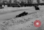 Image Courses automobiles sur Frozen Lake Eibsee Allemagne, 1963, de la seconde 41 séquences d'archives historiques vidéo 65675055910