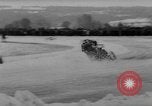 Image Courses automobiles sur Frozen Lake Eibsee Allemagne, 1963, de la seconde 45 séquences d'archives historiques vidéo 65675055910