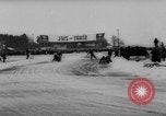 Image Courses automobiles sur Frozen Lake Eibsee Allemagne, 1963, de la seconde 49 séquences d'archives historiques vidéo 65675055910