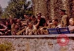 Image Activités des hommes Allemagne, 1945, de la seconde 23 séquences d'archives historiques vidéo 65675055914