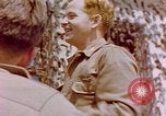Image Activités des hommes Allemagne, 1945, de la seconde 48 séquences d'archives historiques vidéo 65675055914