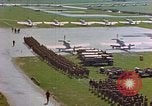 Immagine di Campo di aviazione americana Germania, 1945, secondo 6 filmato di repertorio 65675055916